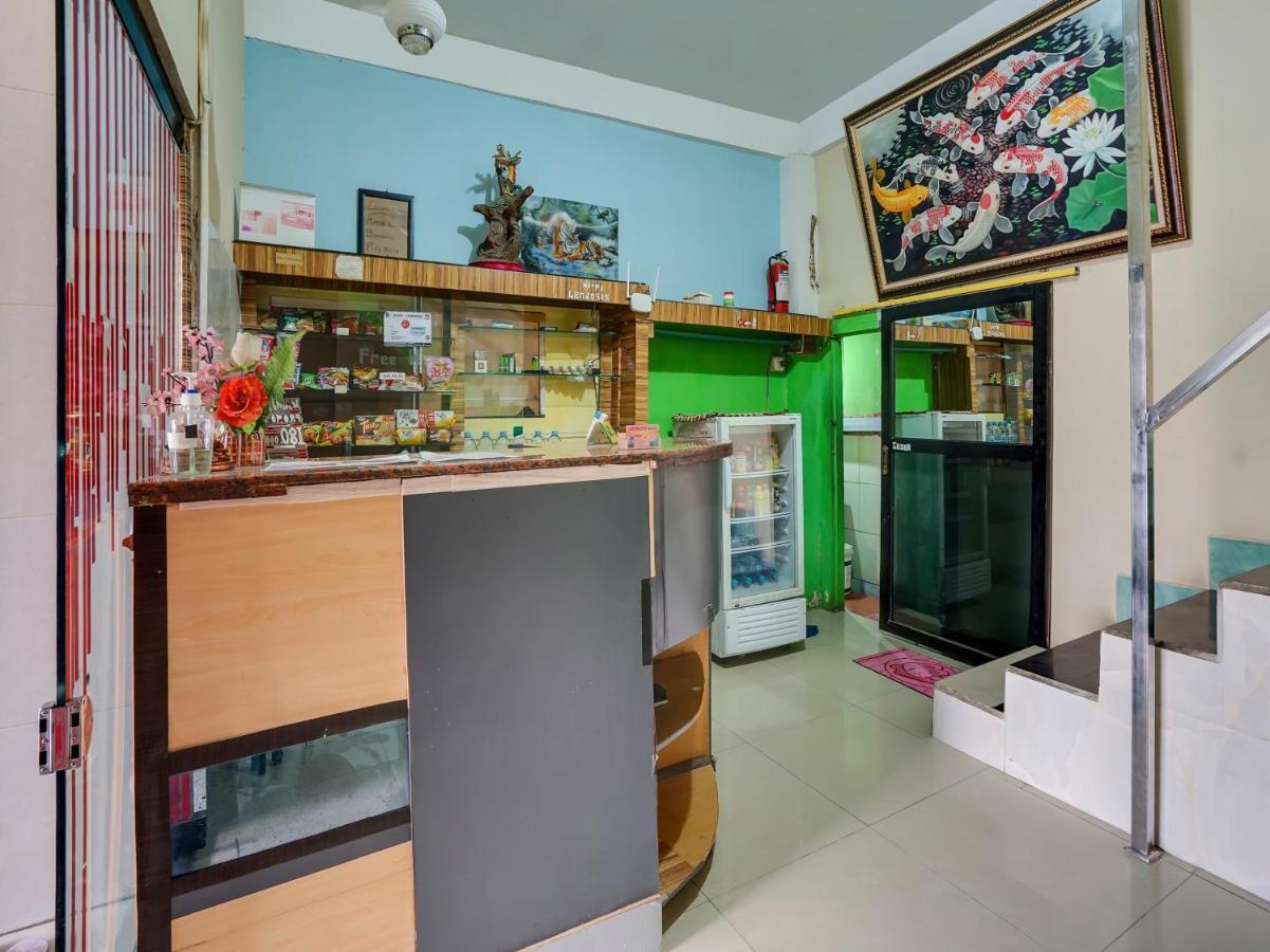 Oyo 90161 Hotel Lendosis Pipa Reja Angkatan 66 Palembang Kültér fotó
