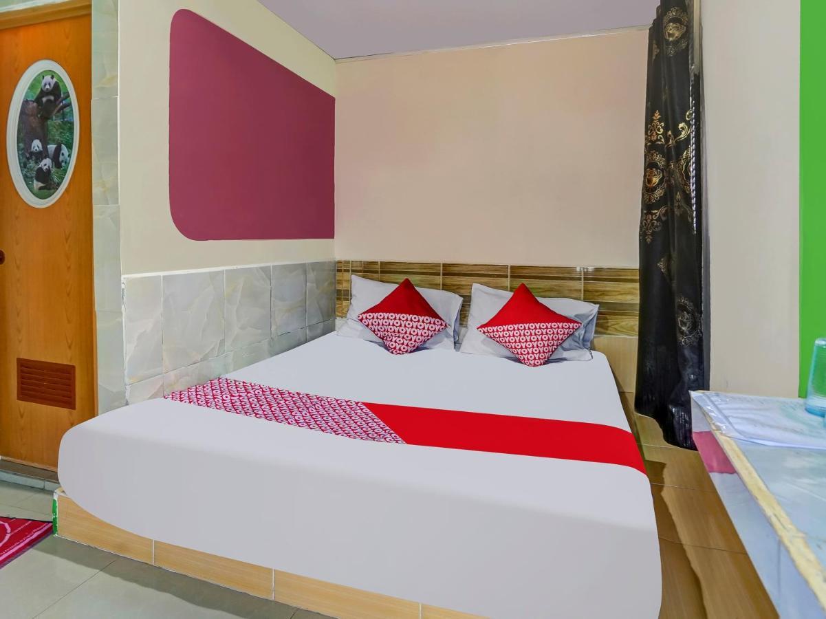Oyo 90161 Hotel Lendosis Pipa Reja Angkatan 66 Palembang Kültér fotó